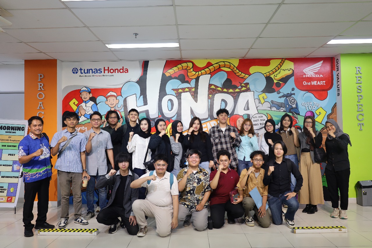 FEB Unila Laksanakan Industrial Visit ke Honda Main Dealer Lampung, Hadirkan Pembelajaran di Luar Kelas