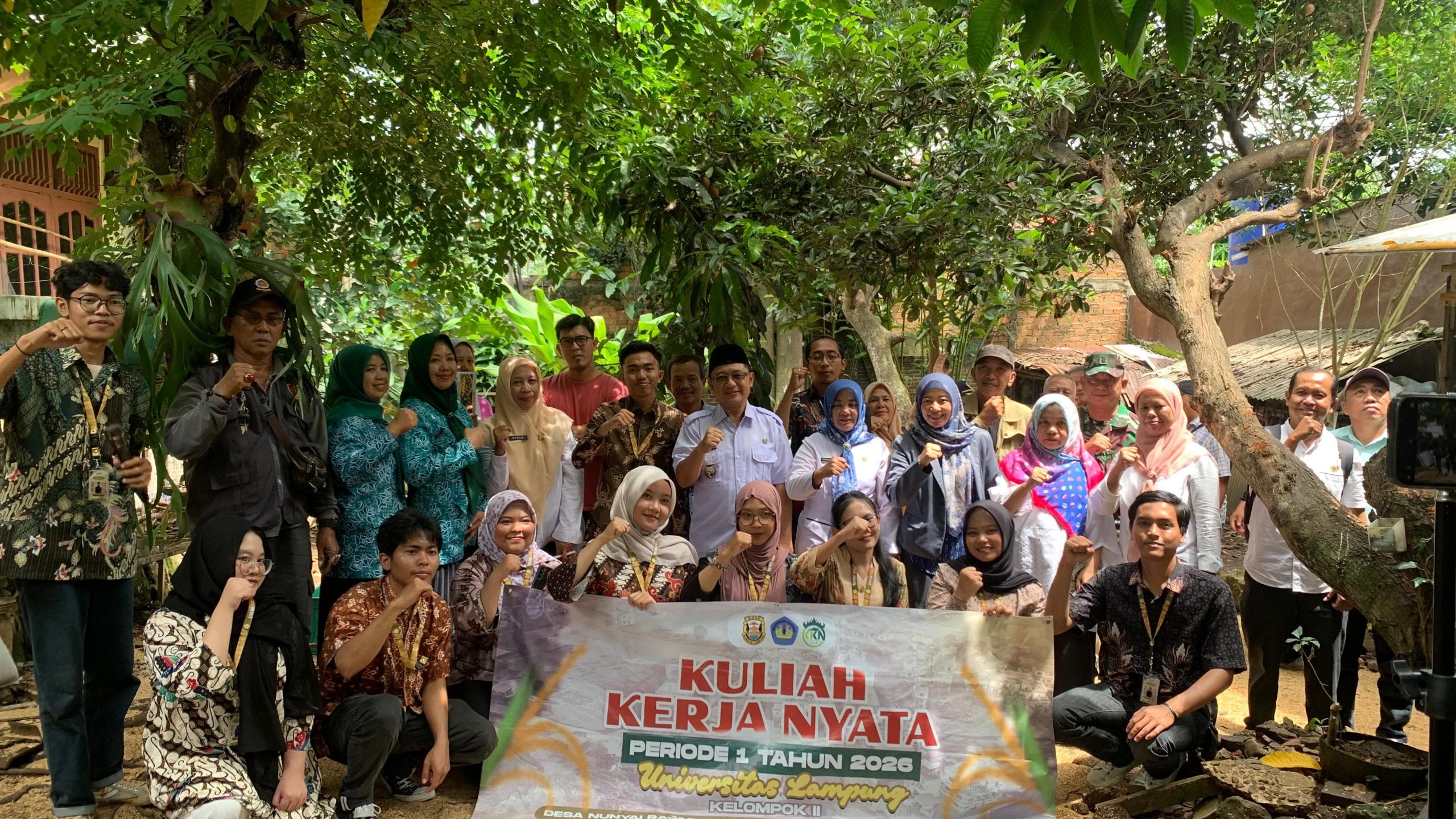 Sulap Sampah Jadi Rupiah: Mahasiswa Manajemen Unila Inisiasi Rumah Maggot di Rajabasa Nunyai