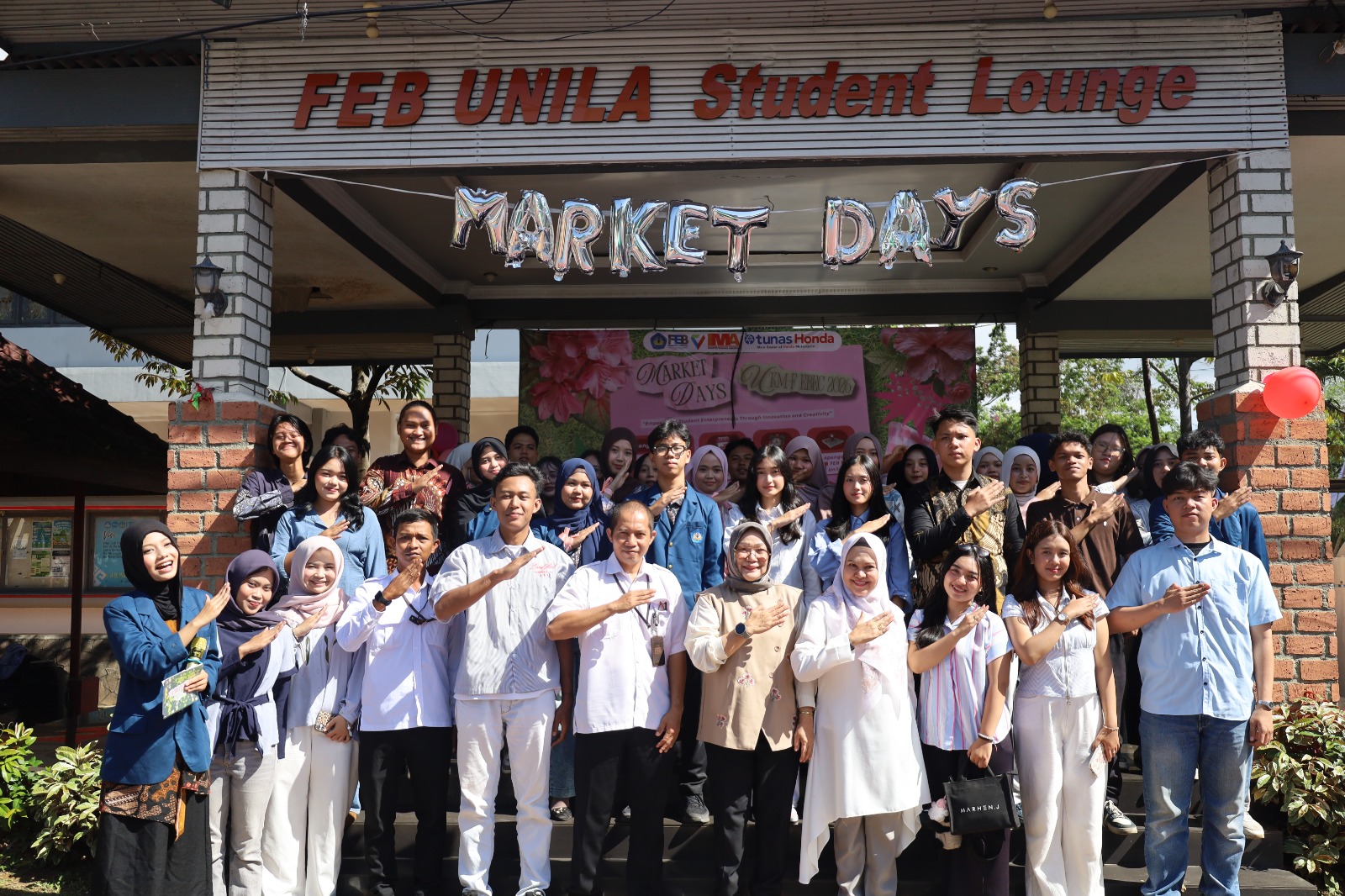 FEB Unila Gelar Market Days UMK-F EBEC 2026, Dorong Semangat Kewirausahaan Mahasiswa melalui Branding dan Inovasi Bisnis