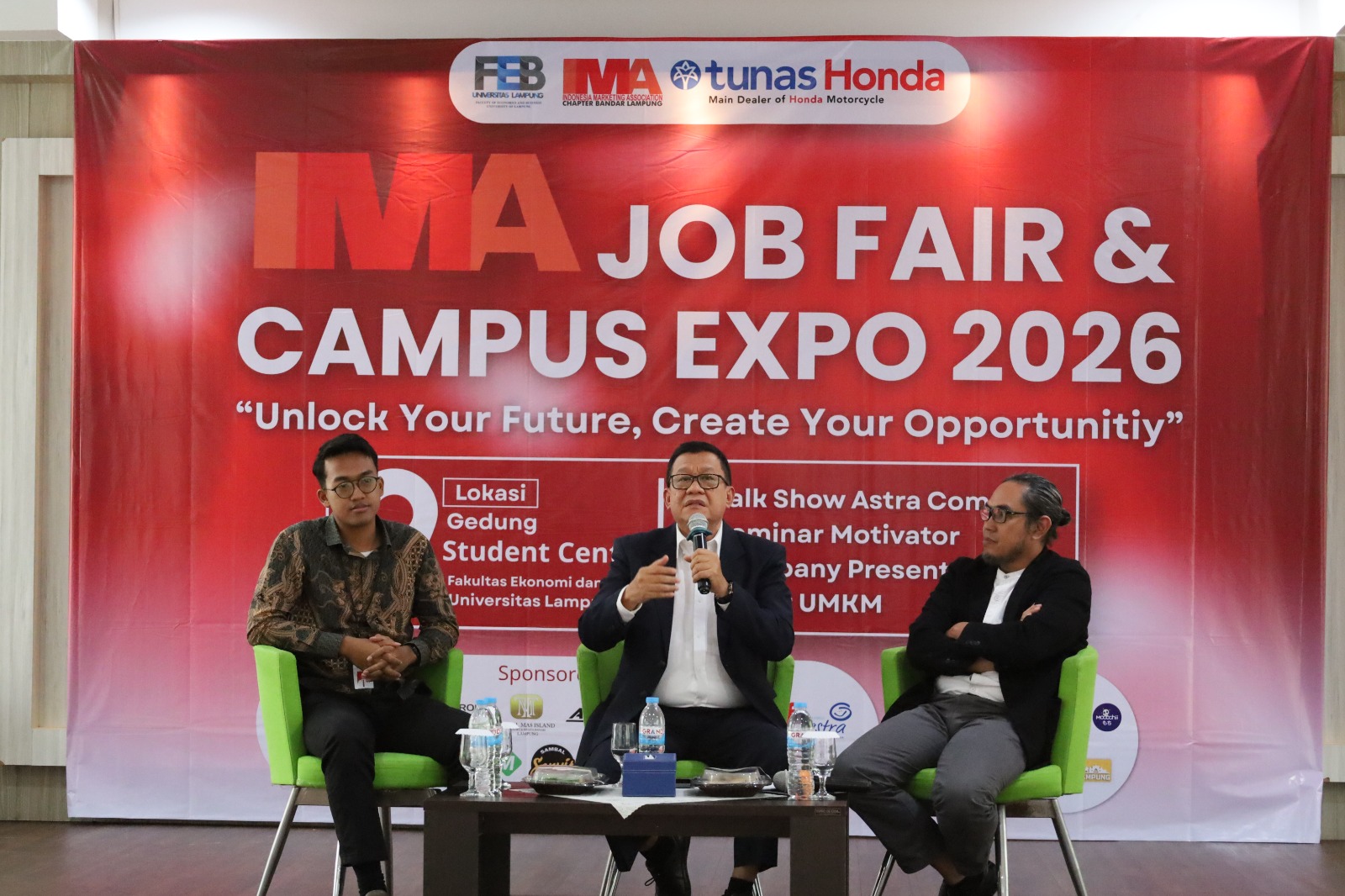 Perkuat Sinergi Akademis dan Industri, FEB Unila Sukses Gelar Pembukaan IMA Job Fair hingga Talkshow Ekonomi Bersama BI dan OJK