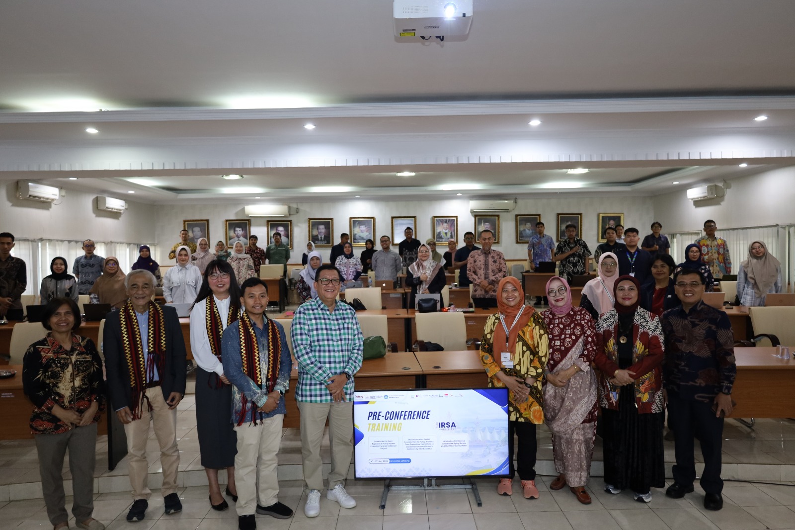 FEB Unila Gelar Pre-Conference Training IRSA 2026, Perkuat Kompetensi Penelitian Berbasis Data dan Analisis Kebijakan