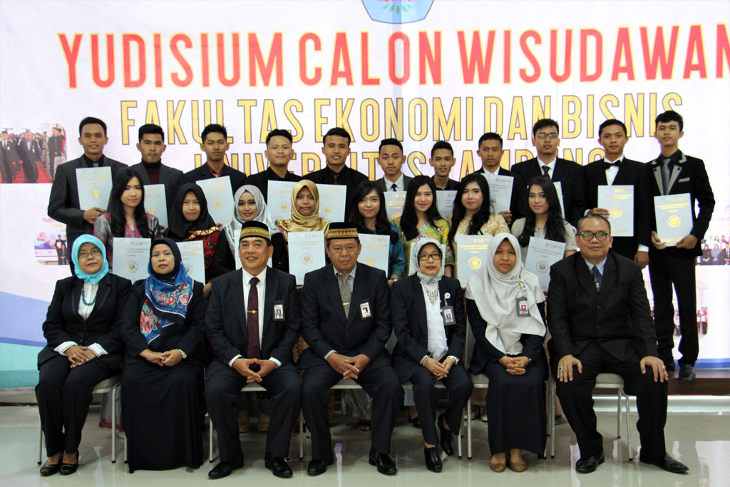 Yudisium FEB Unila Diikuti Mahasiswa STAR BPKP Lampung